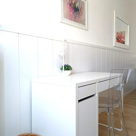 Piazza Hortis Studio Daire