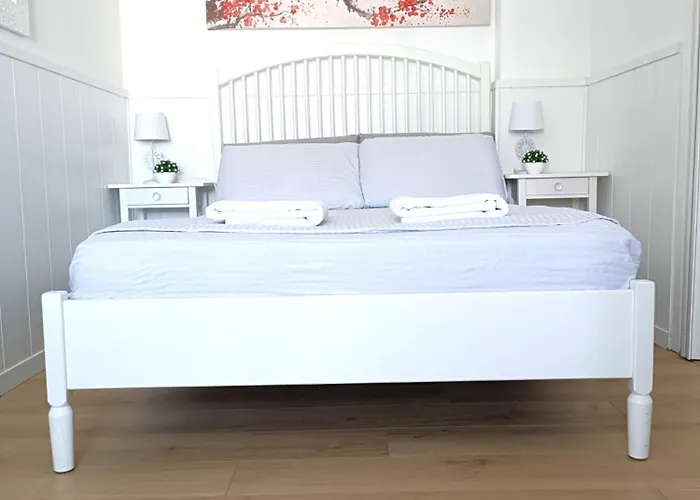 Piazza Hortis Studio 아파트